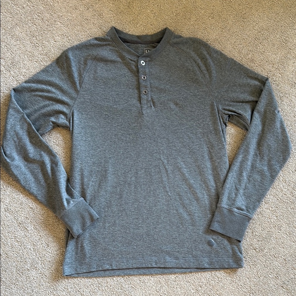 L.L. Bean Gray Long Sleeve Tee